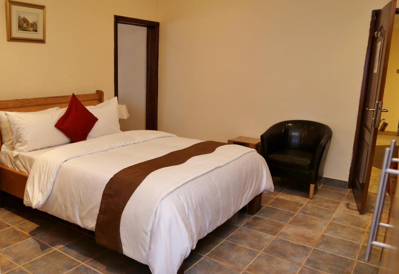 Eden Vale Hotel Ajiringano エクステリア 写真